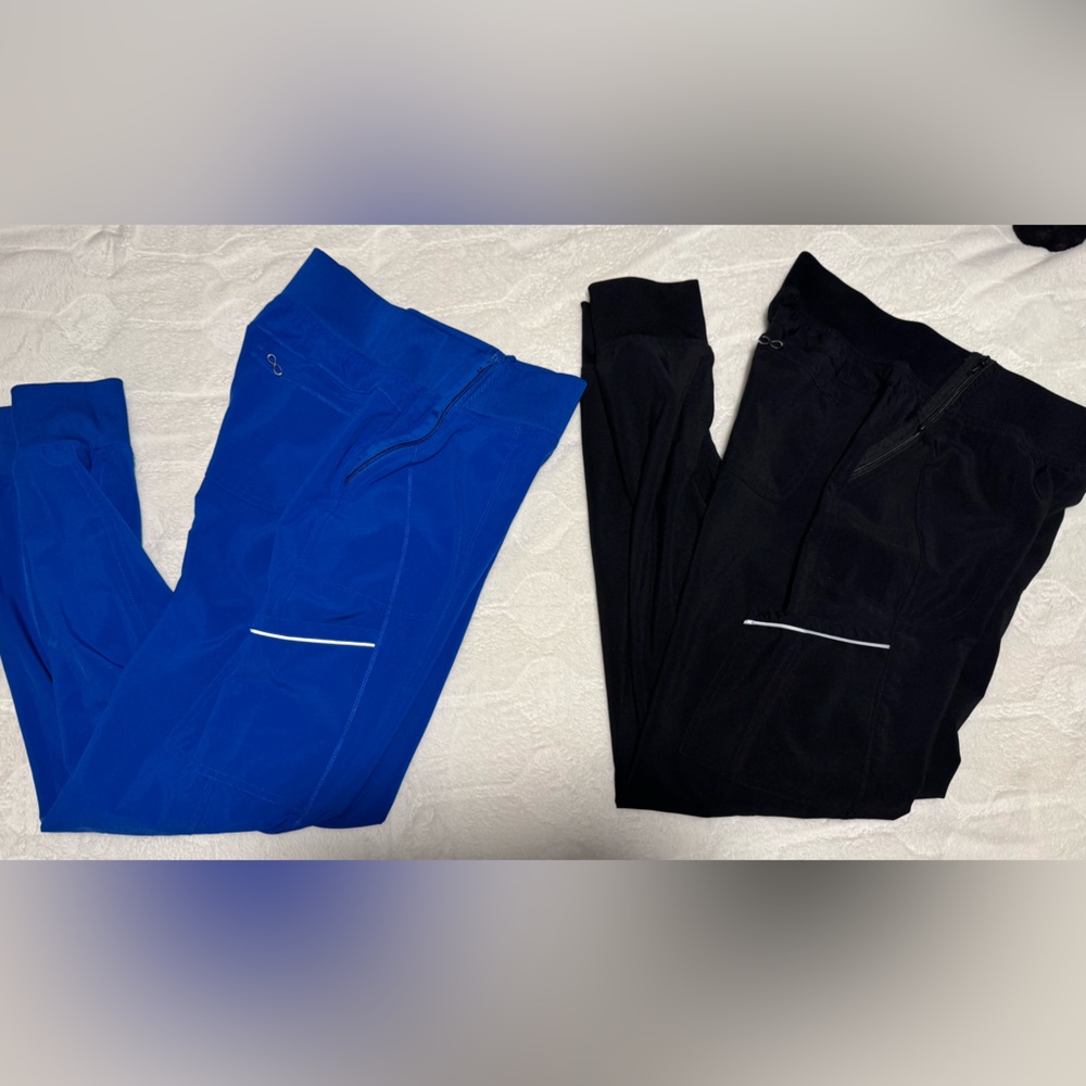 Women’s Cherokee Infinity jogger scrub pants   - Blue and Black
Small tall